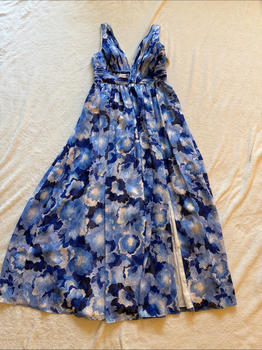 Aidan Mattox Blue Floral V-Neck Chiffon Evening Dress